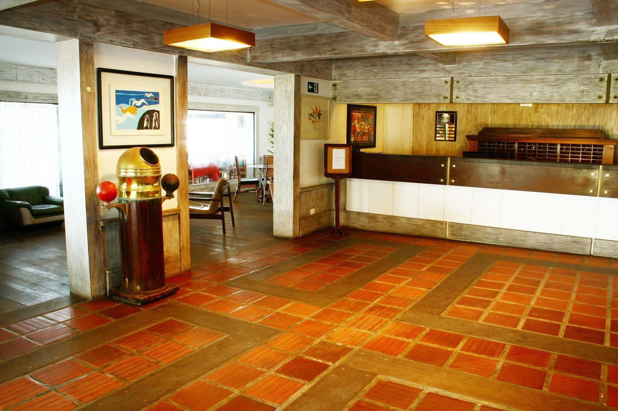Delphin 3* Guarujá